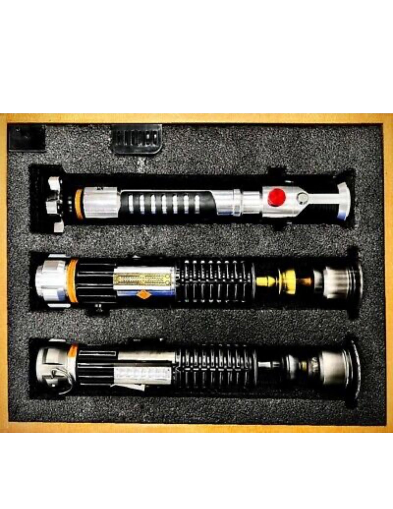 Star Wars Galaxy’s Edge Obi Wan Kenobi Legacy Lightsaber Set D23 Limit